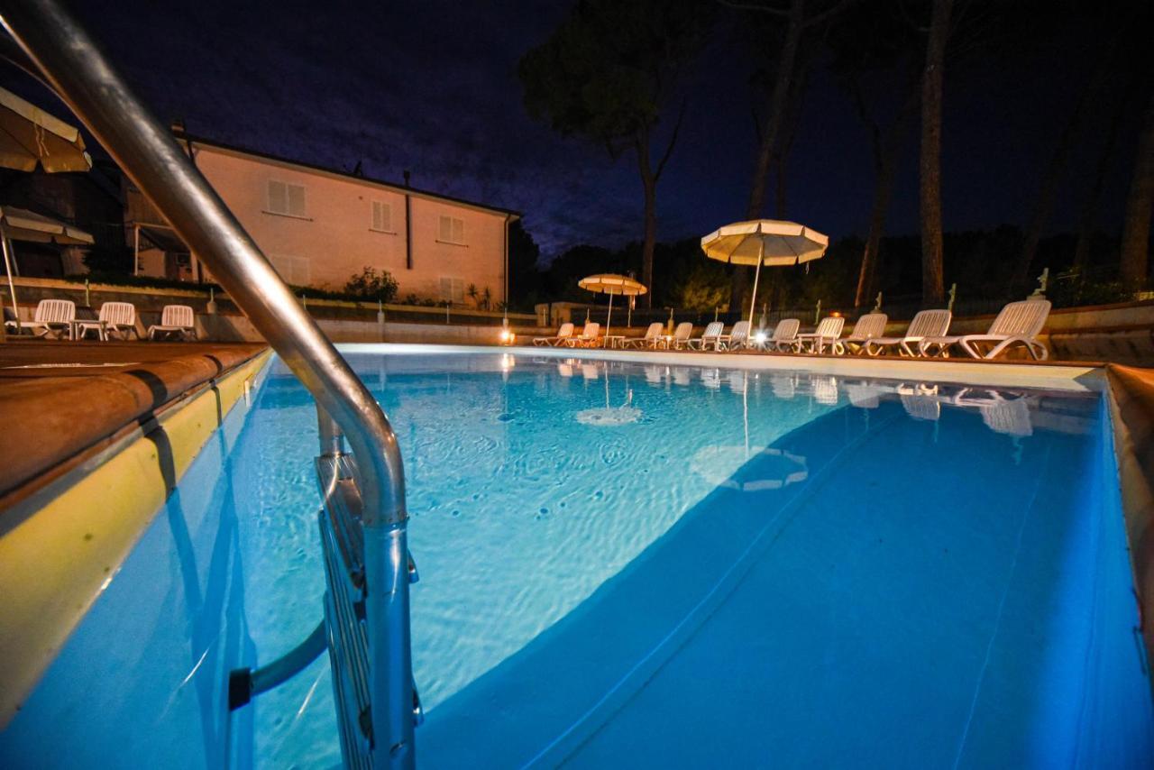 Kon Tiki Hotel 3*